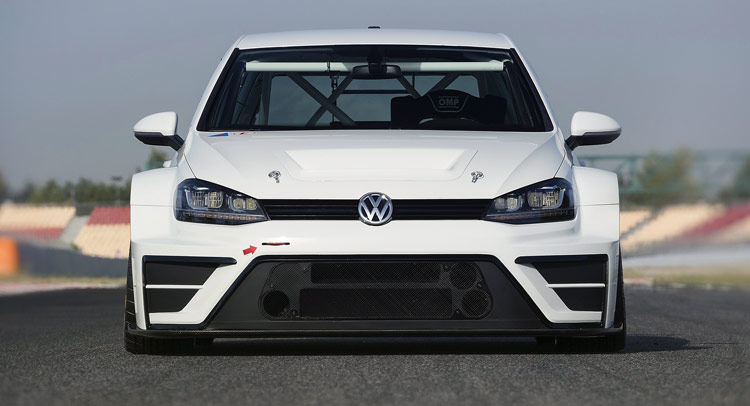 carscoops vw golf r