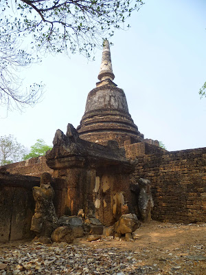Wat Khao Suwankhiri