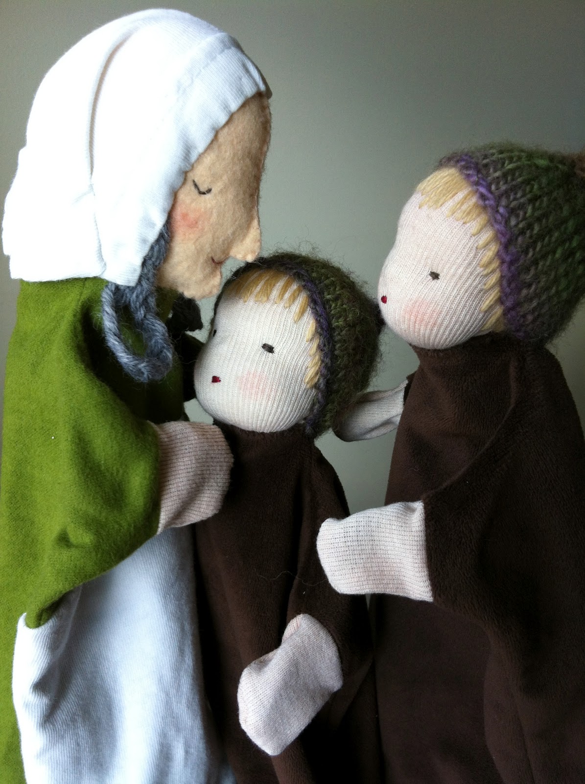 we bloom here Making Waldorf Inspired GlovePuppets a tutorial