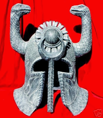 10 cascos y yelmos míticos del cine de acción y fantasia: Malo de Conan 10 cascos y yelmos míticos del cine de acción y fantasia: Malo de Conan