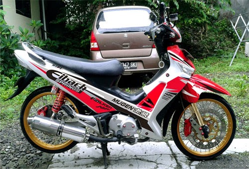 Modifikasi Honda Supra X 125 R CW Terbaru 2014 Modifikasi Honda Supra X 125 R CW Terbaru 2014