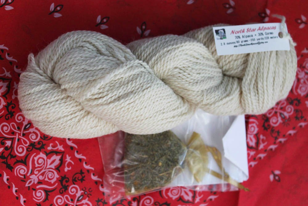 Phat Fiber Sample Box Northstar Alpacas alpaca/cormo yarn giveaway!