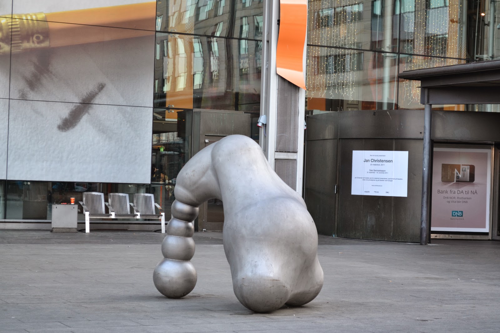 Sculpture near Oslo station