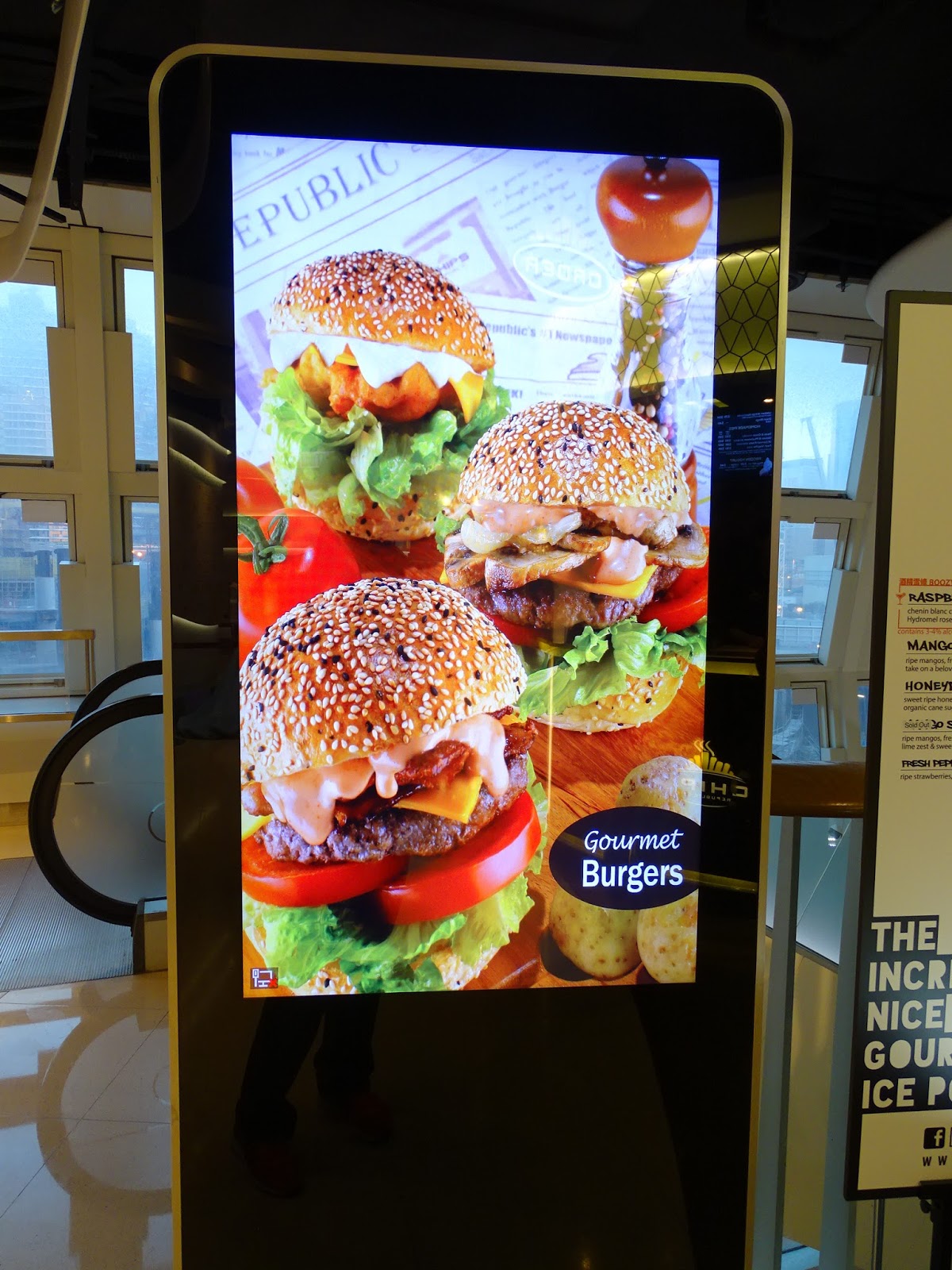 Chips Republic Café (Hong Kong, CHINA) ★★★☆☆ A traveling foodie's