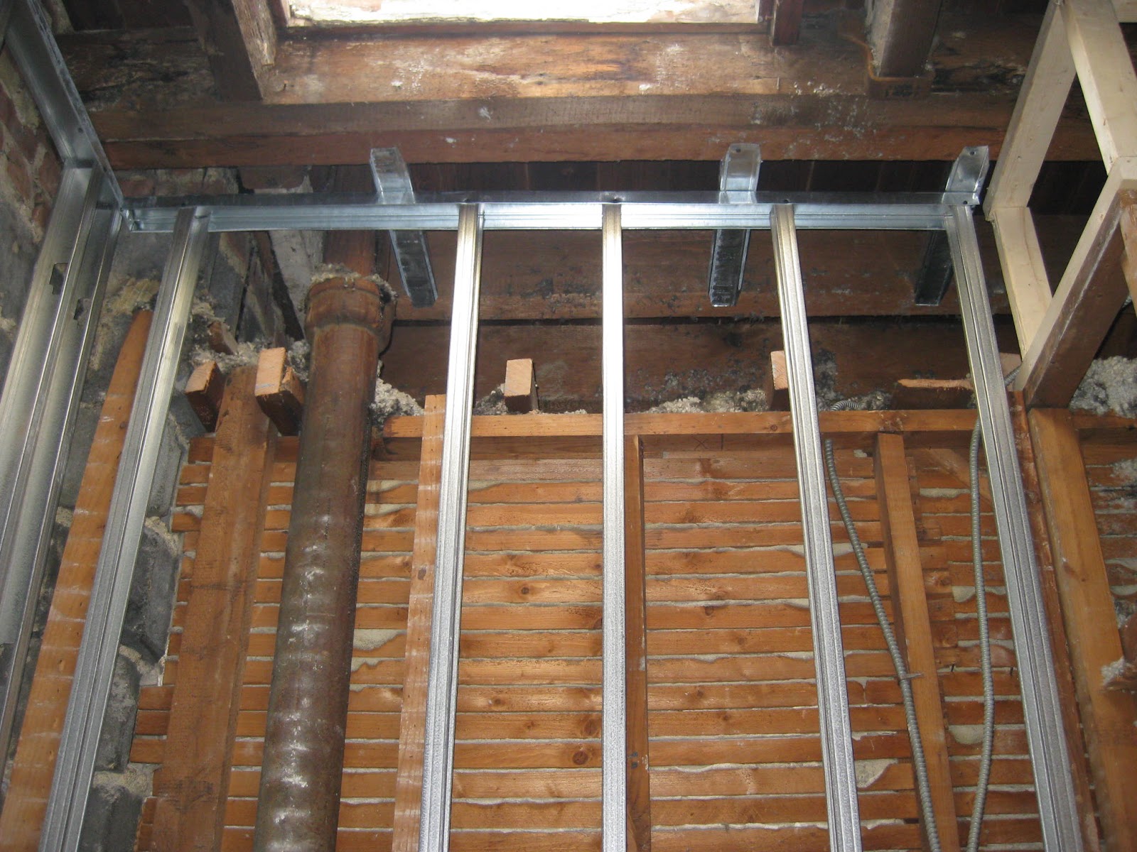 Sweet Tea off the G The Outhouse Shower