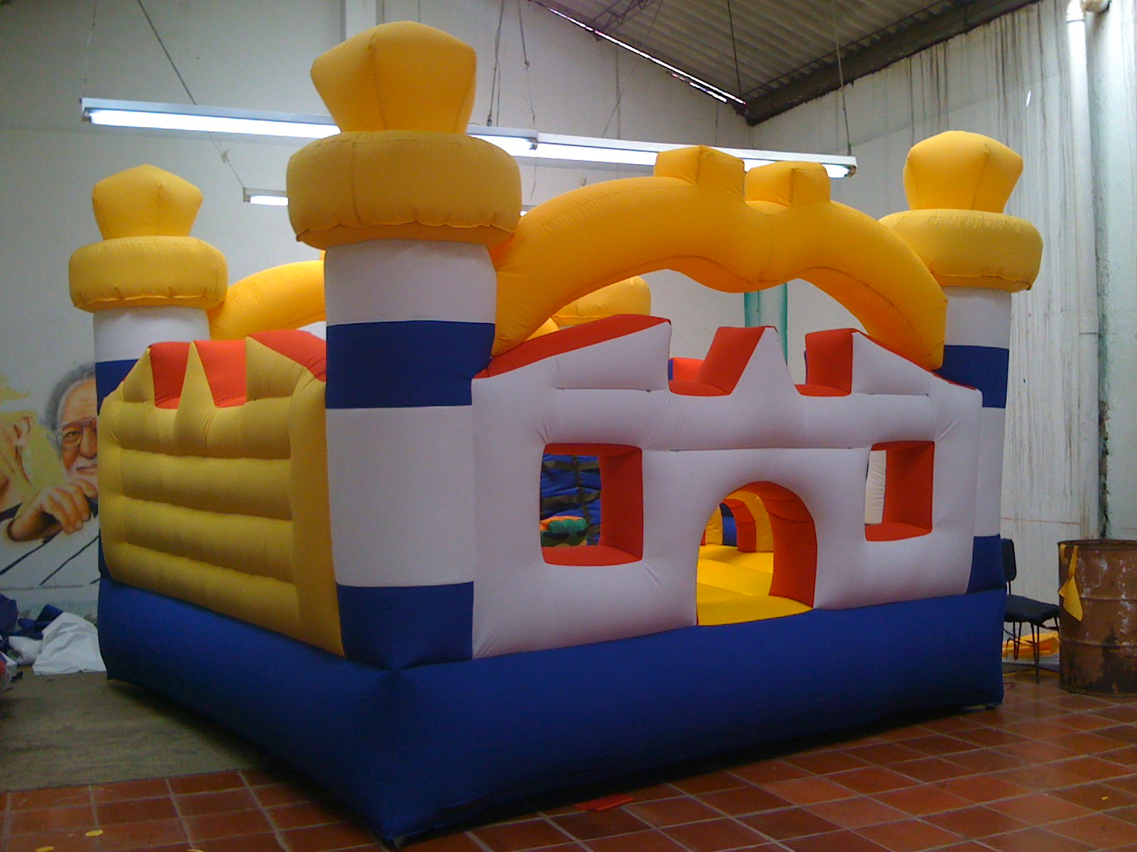 saltarines, brincolines, brinca brinca, inflables, trampolines, castillos inflafles, dummies inflabl