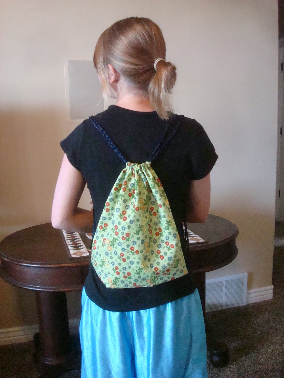 Because I say sew ;) Simple Knapsack Pattern
