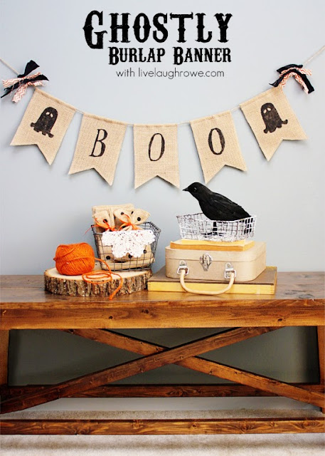 DIY Ghostly Burlap Banner | #diy #halloween #ghosts 