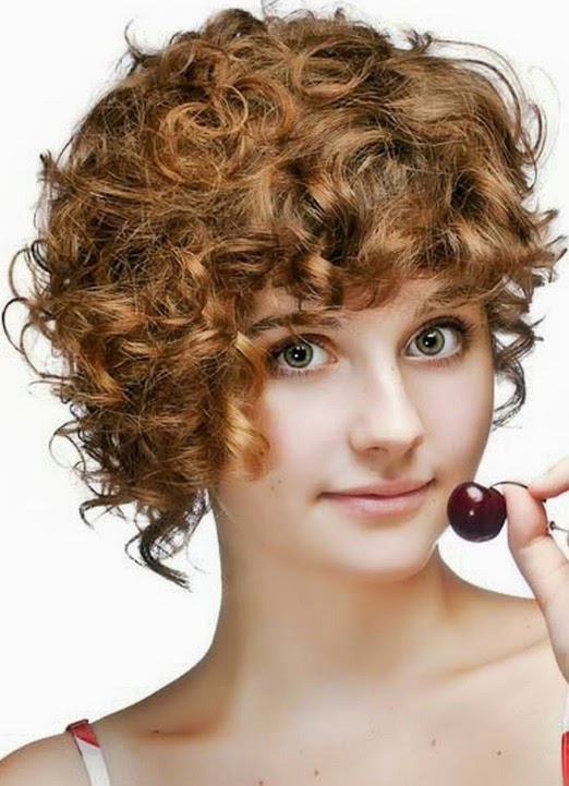 Kylie Minogue Hairstyles Of Charming Look Best Haircut For Girls