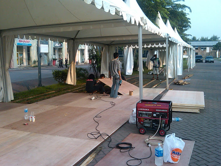 Tenda Sarnafil dan Flooring