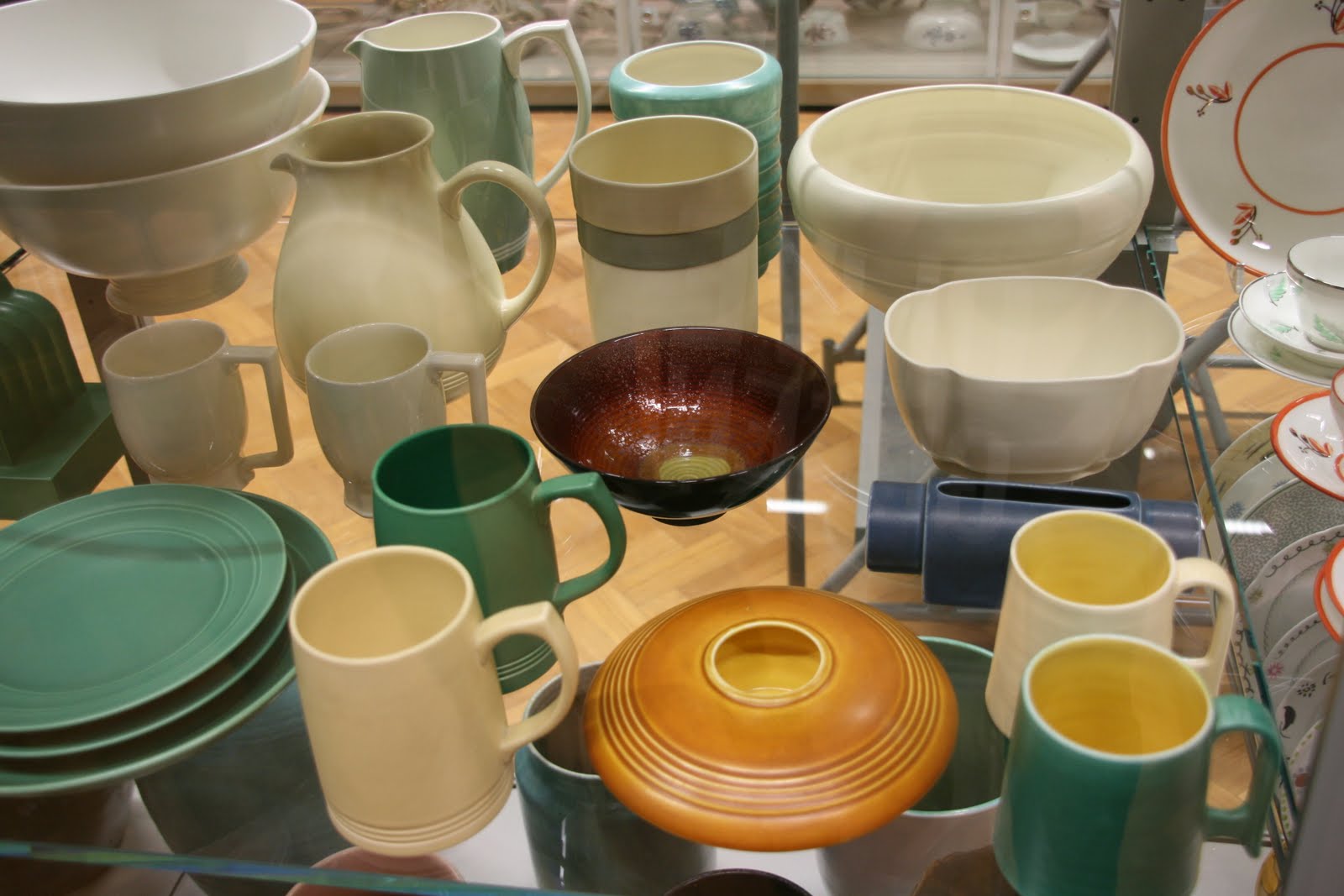 Virginia Walker Victoria and Albert Museum Ceramics