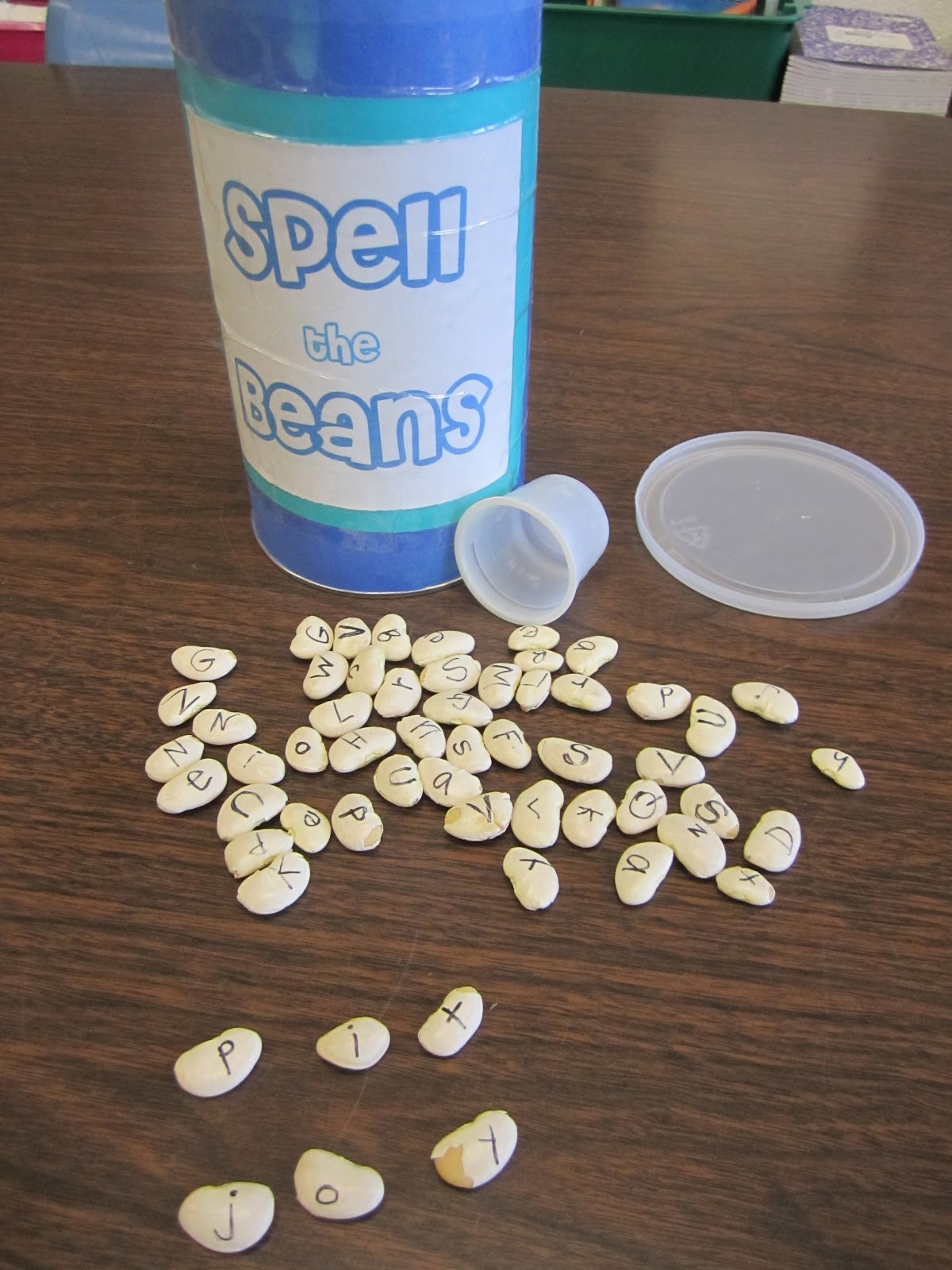 I Love That Idea! Spell the Beans Word Work Game