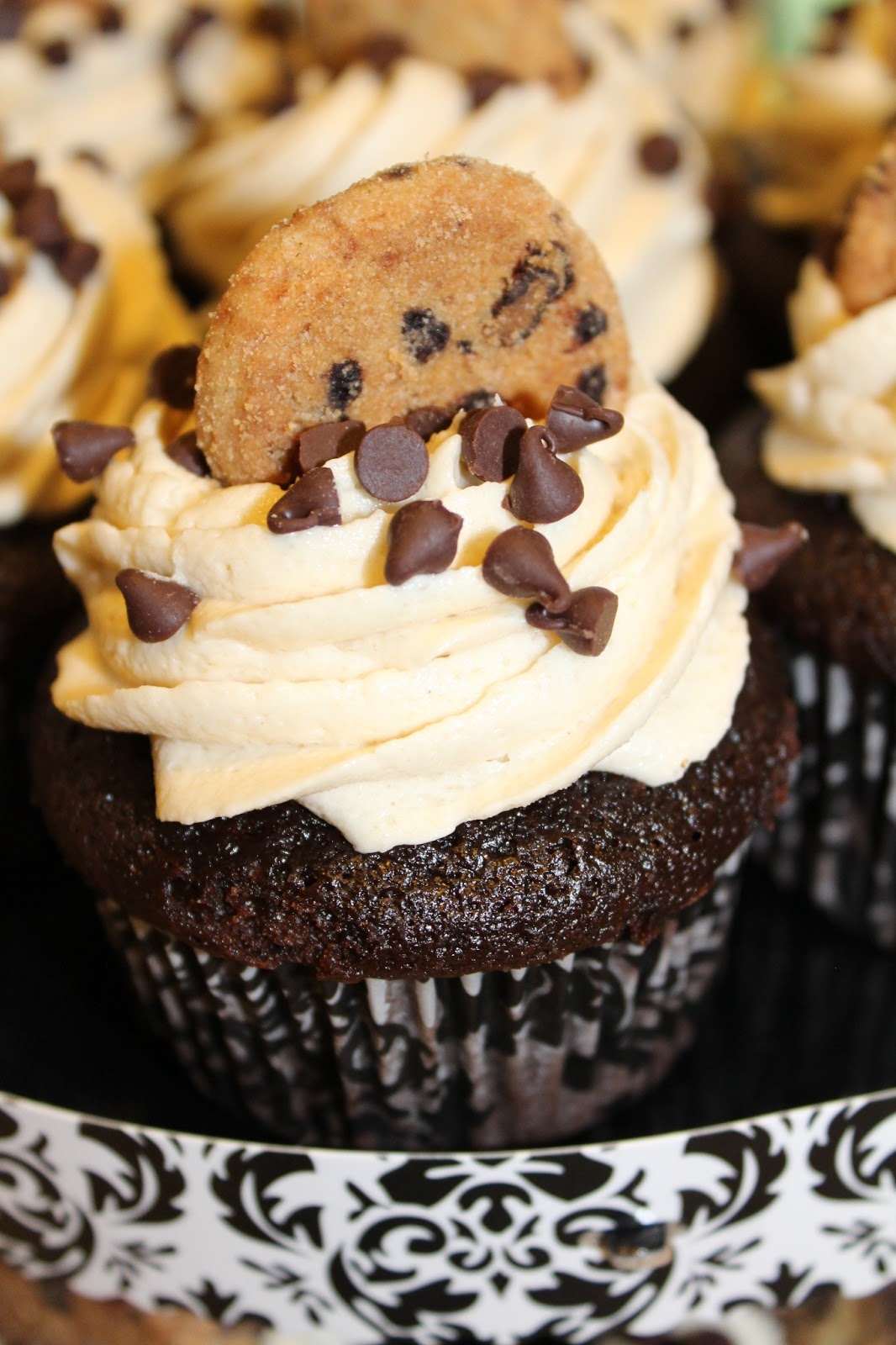 Blog as you Bake Chocolate Chip Cookie Dough Cupcakes