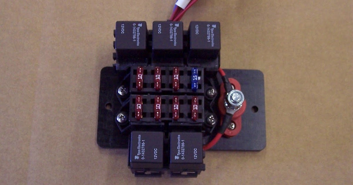 Autotrend EFI Custom Fuse Relay Panel