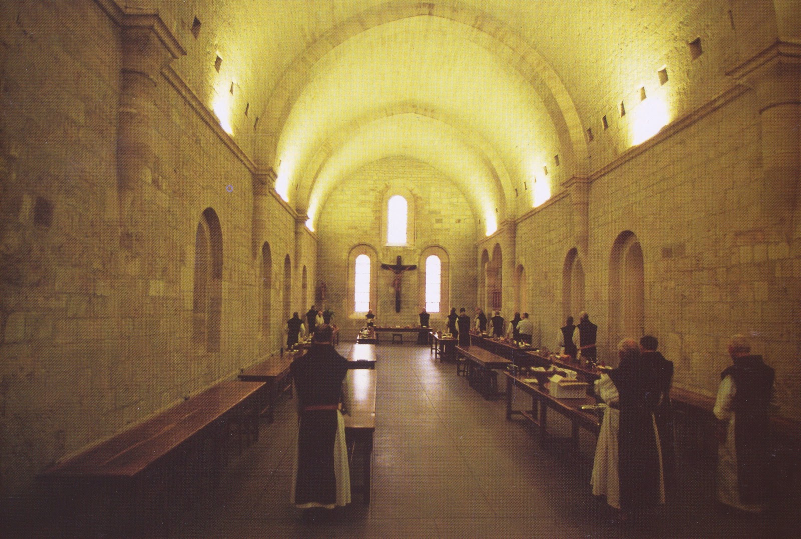 AVE MARIA CHEMINS DE LUMIÈRE LA VIE MONASTIQUE, UNE CHANCE POUR L'ÉGLISE