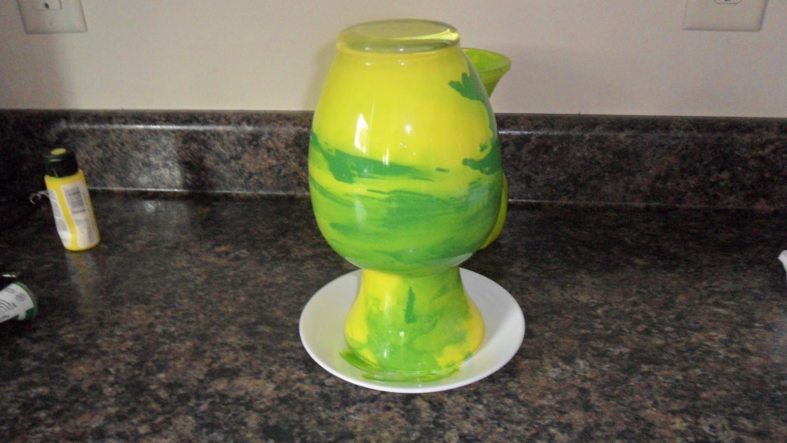 Home For4 Sweet Home DIY Swirl Paint Vases