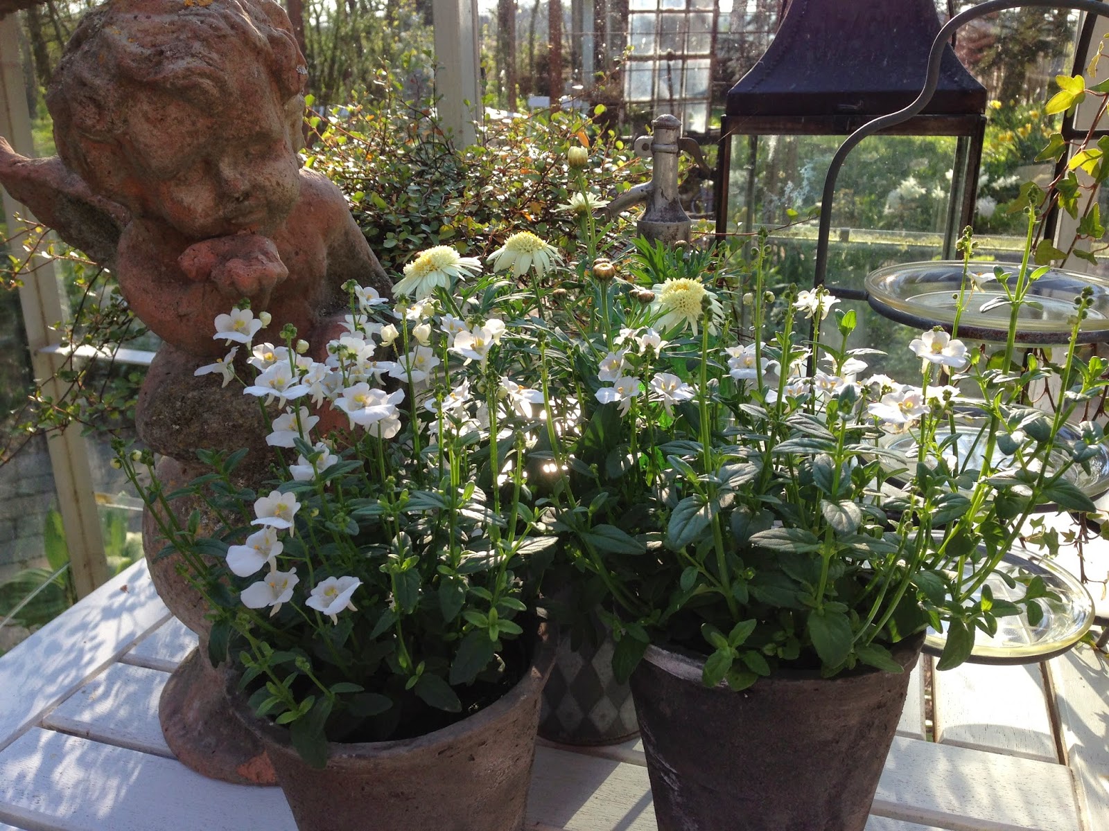 Fru pedersens have: april 2014