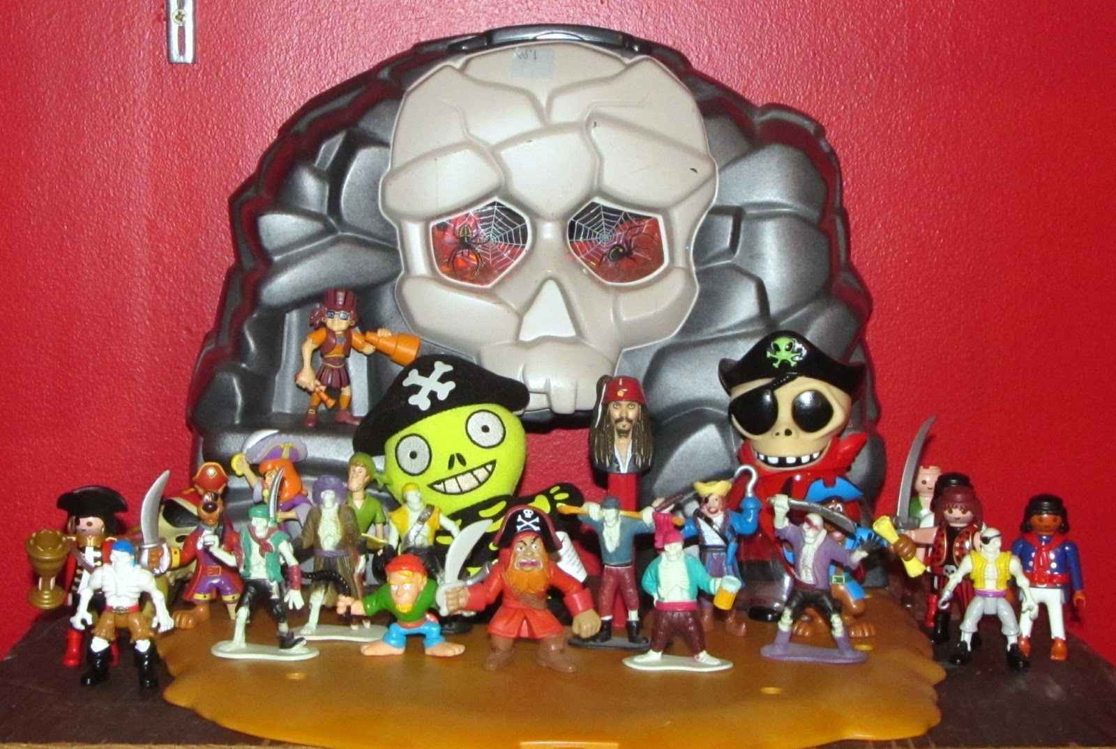 pirate skeleton toys