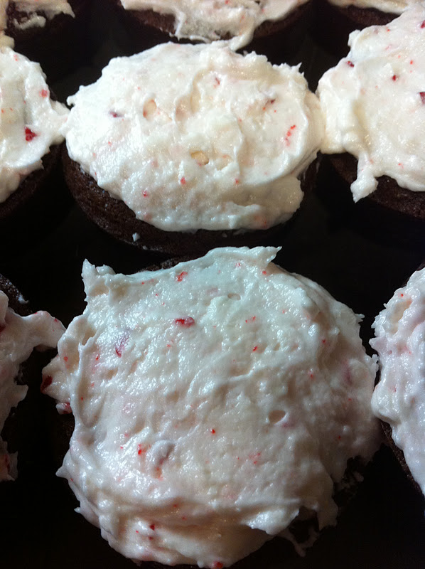 Hives in the Kitchen Dairy Free Peppermint Frosting