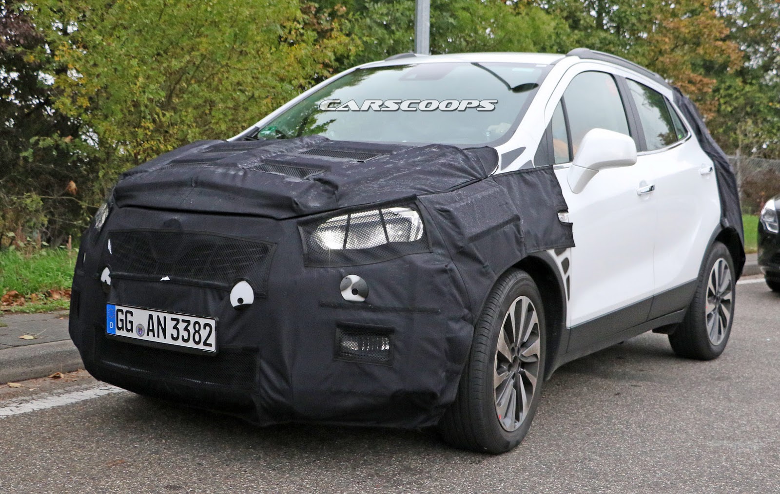Scoop Opel S Mokka Undergoes A Light Nip And Tuck For