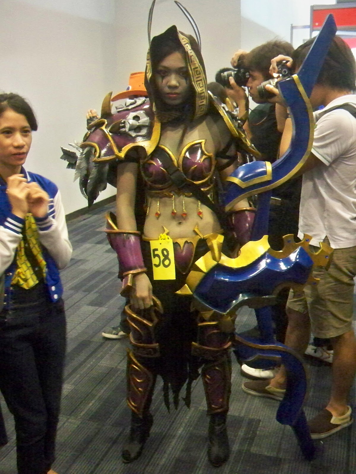 Build and Shoot: THE BEST OF ANIME 2012: COSPLAY