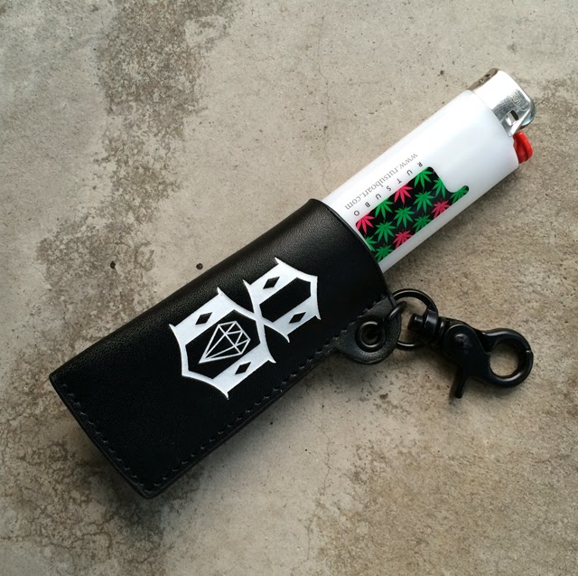 BlackBook Toy Blog: A DOPE TOY SUPPLY: REBEL8:Leather Lighter Holder!!