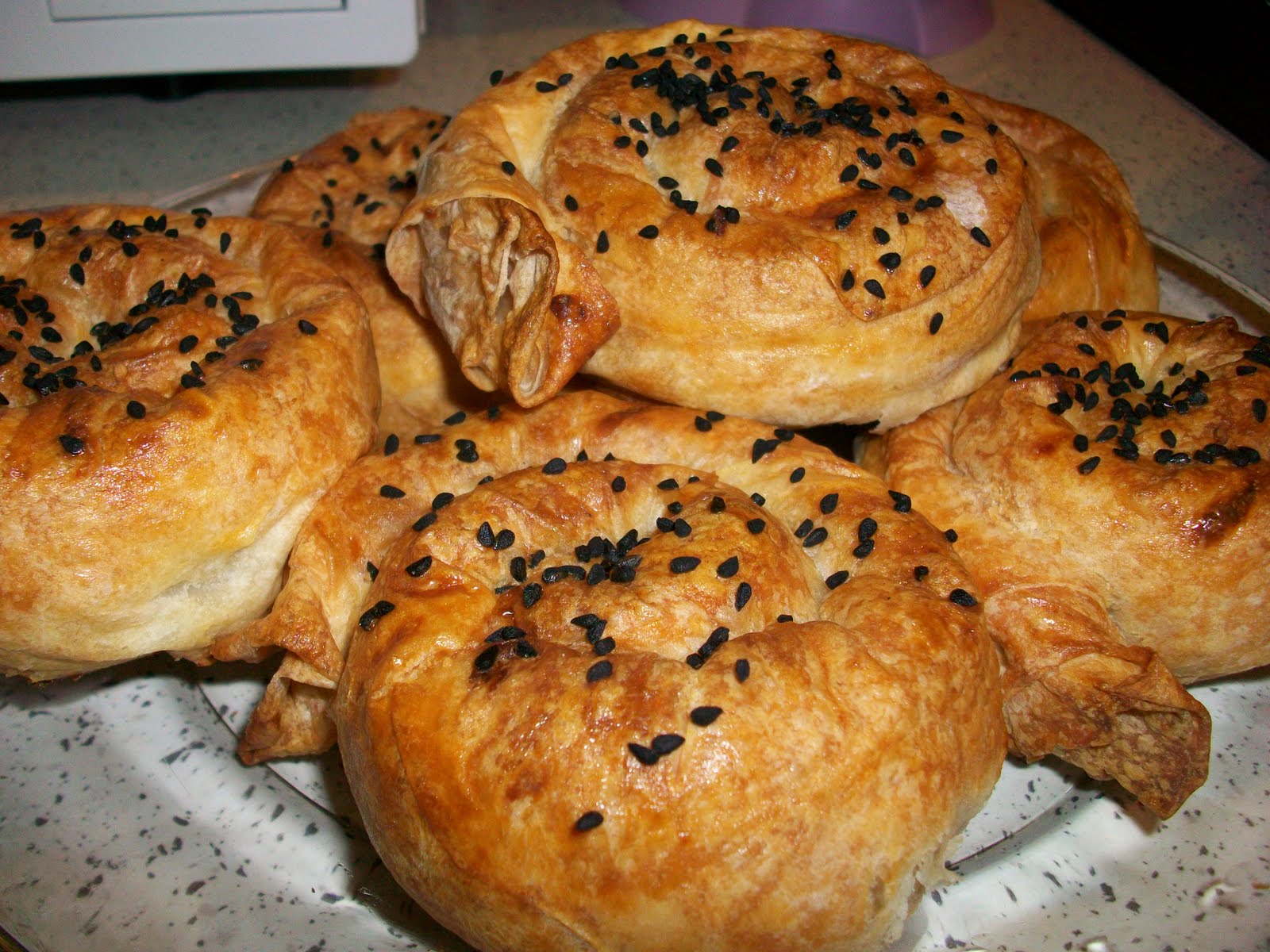 Gönlümün Tarifleri Patatesli Gül Böreği