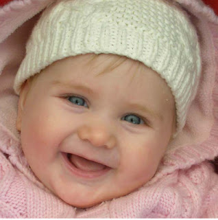Cute_smiling_baby_girl1.jpg
