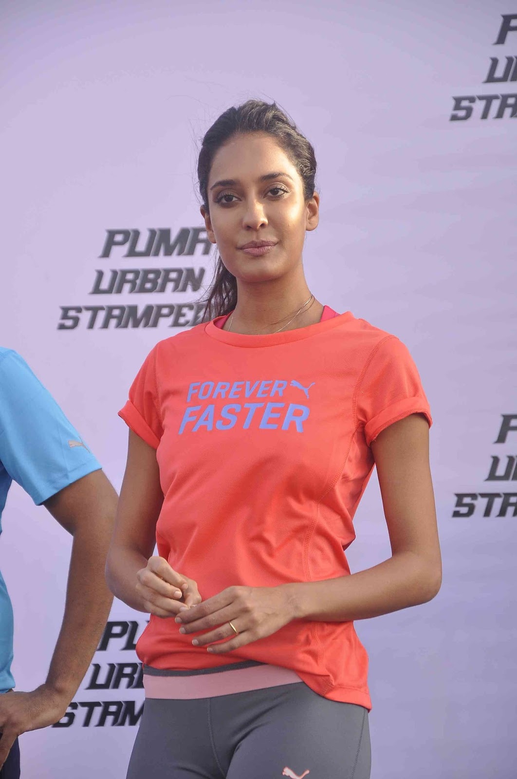 Lisa Haydon Looks Super Sexy At The Launch Of Puma Urban Stampede Running Shoes In Mumbai