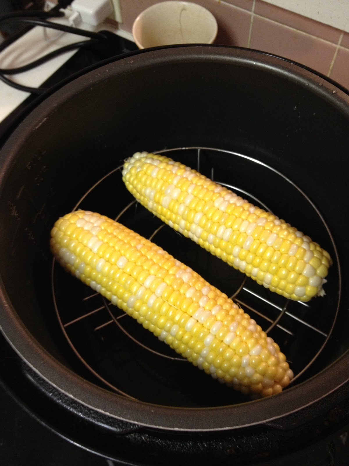 Tracy Cooks in Austin Corn on the cob , Pressure Cooker style