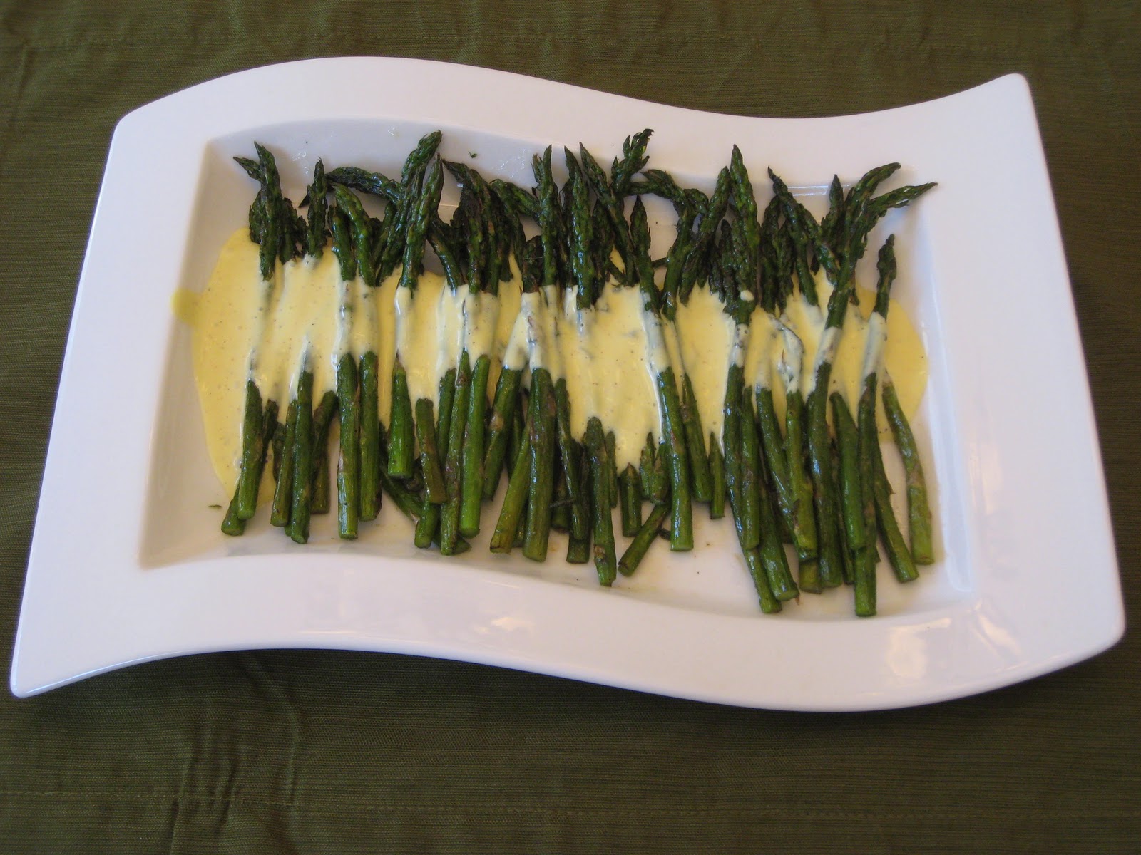 The Garlic Press Roasted Asparagus with Hollandaise Sauce