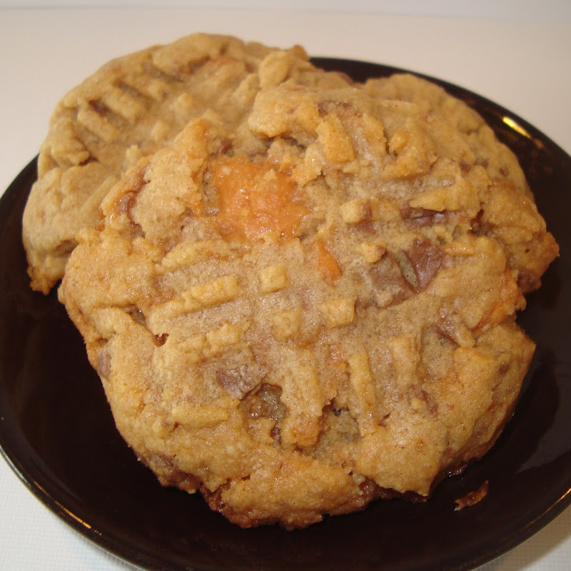 Peanut Butter Butterfinger Crumble Cookies Dip it in Chocolate