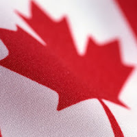 كندا تفتح باب التوظيف للجزائريين لأصحاب المهن والحرف وكذا التقنيين المؤهلين Canada+Flag