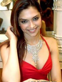 Hot and sexy Deepika padukon wallpapers and images 