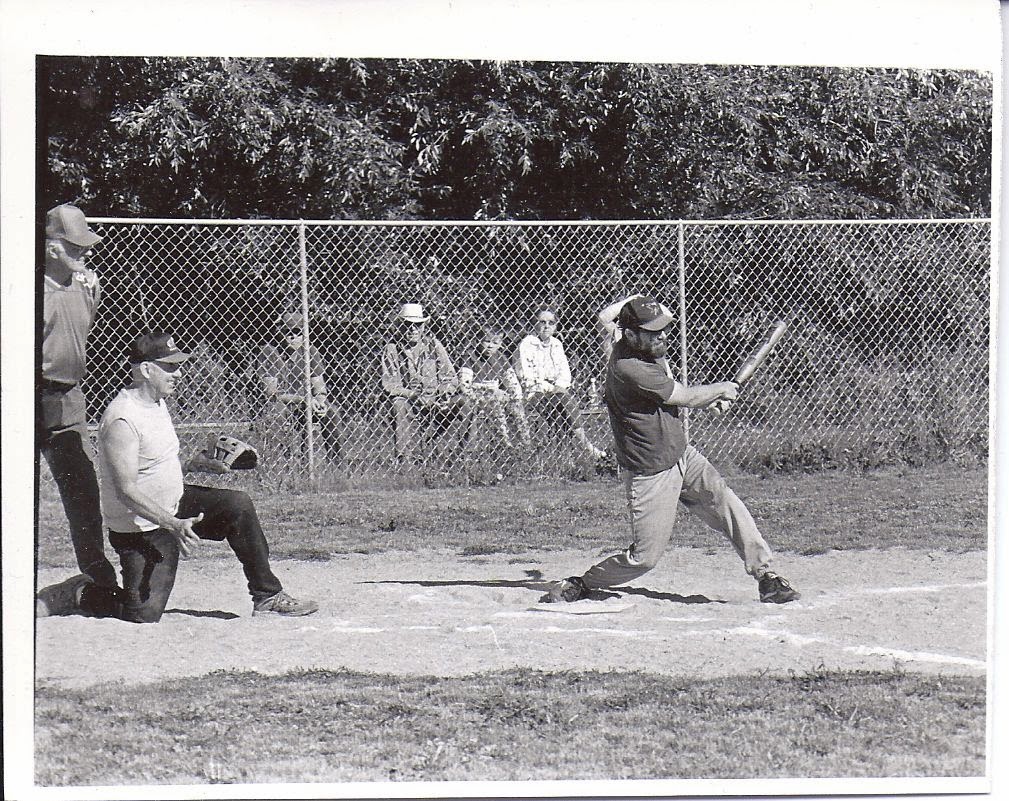 Robert Frost's Banjo Banjo Hitter (AKA my life in baseball & softball) 1
