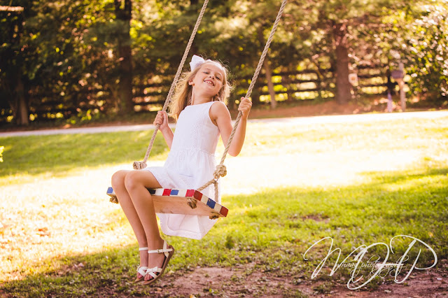 ©2015 MHaas Photography family photography, louisville, ky family photos, anchorage park, family portraits, sisters, three girls