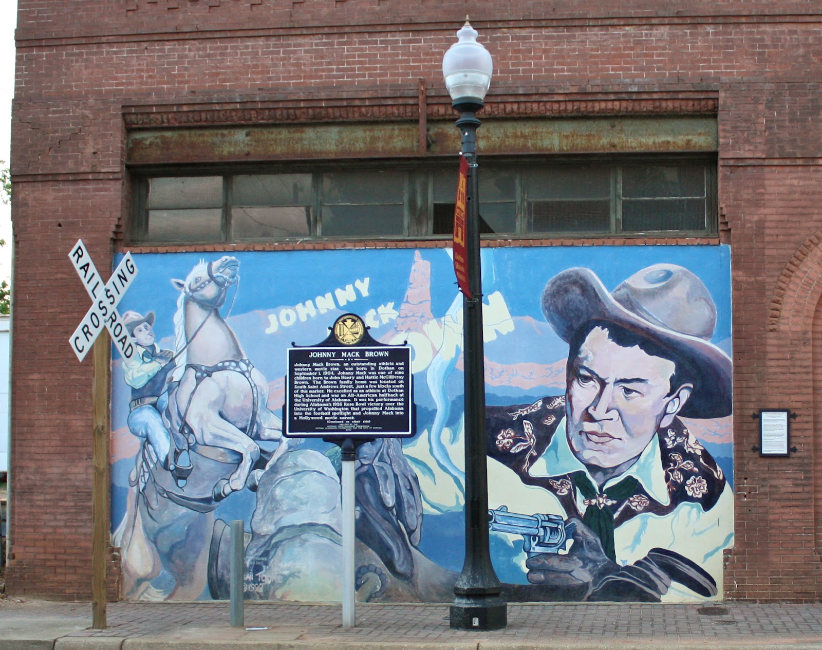 Cahjocky and the "Old Salt" Dothan Murals 4
