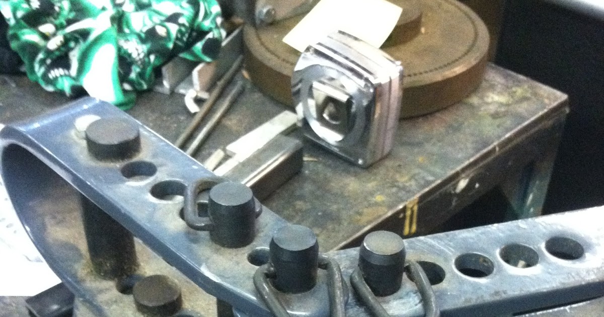 Gadgets Blog of Doom Harbor Freight Bar Bender Set up, 90 deg Steel