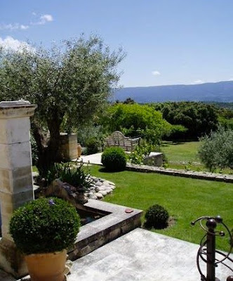 French Country Style: Gardens