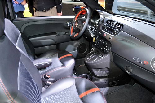 Fiat 500e with e-Sport Package interior