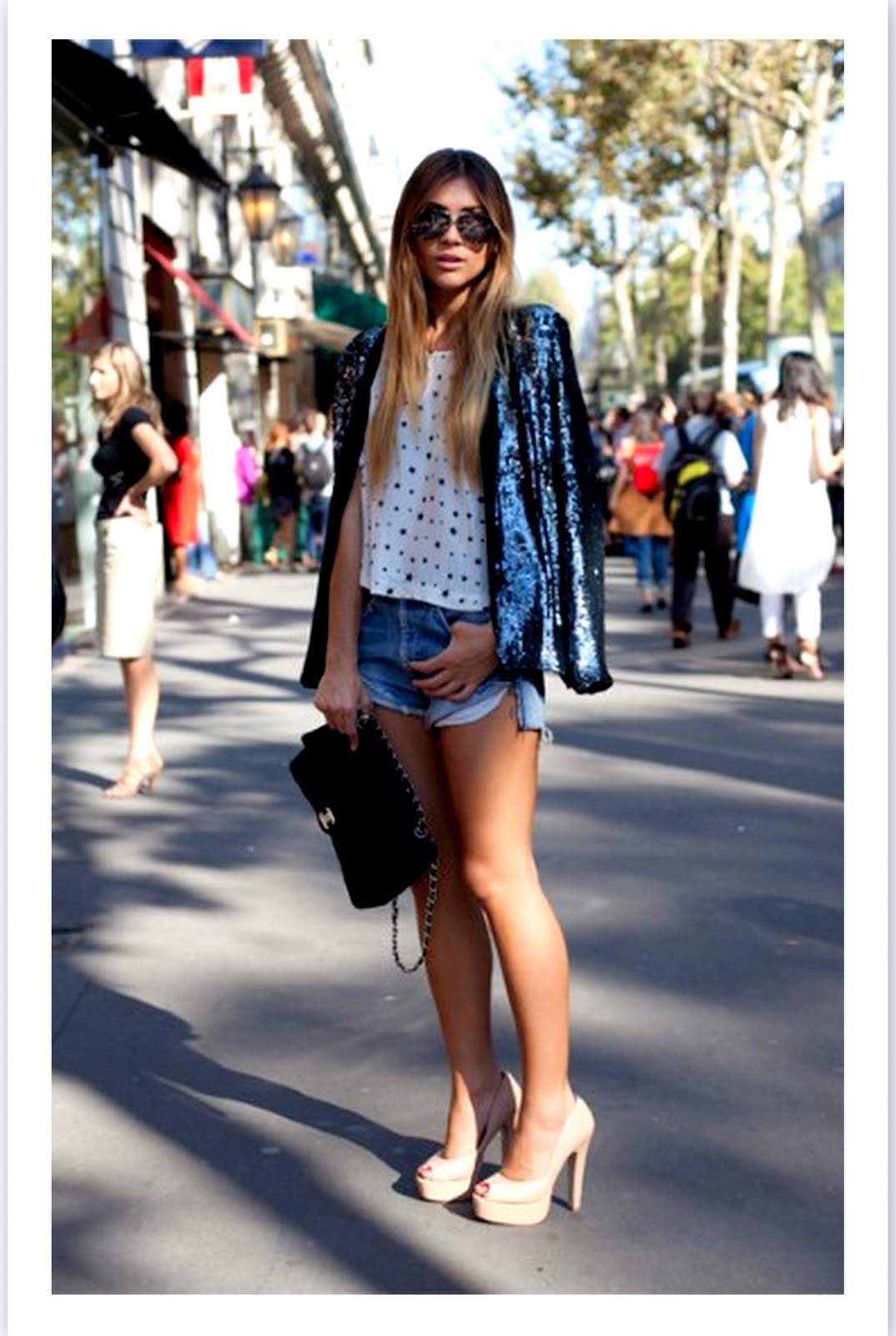 http://1.bp.blogspot.com/-SJgeYazl49k/TondCxkeOxI/AAAAAAAAE10/uxSOoylO4CY/s1600/streetStyle10.jpg