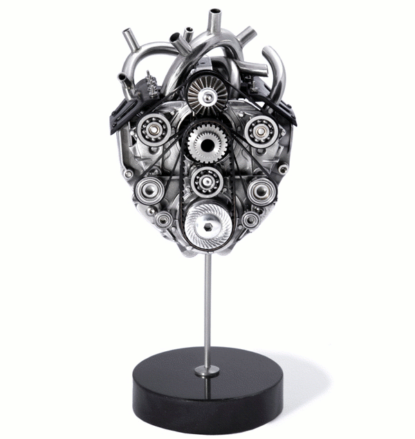 03-Cardiac-Arrest-Christopher-Conte-Beauty-in-Biomechanical-Sculptures-www-designstack-co