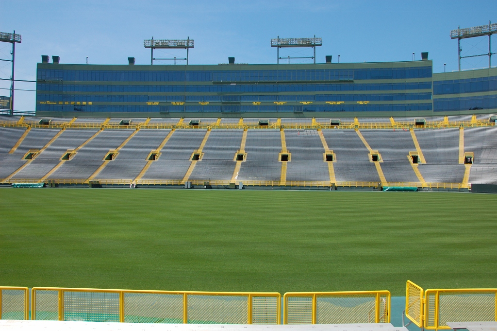 TUMBLEWEED Lambeau Field (The Frozen Tundra!)