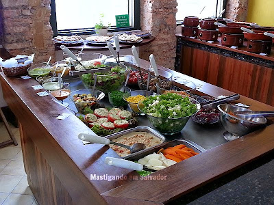 Romã Restaurante Natural: Buffet de Saladas