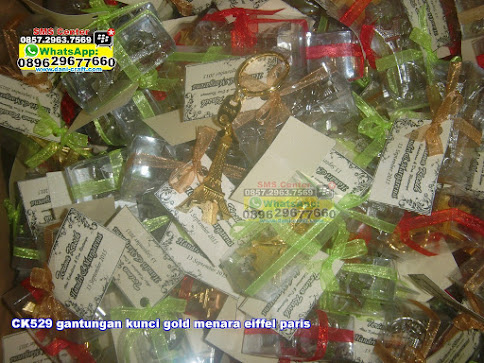 gantungan kunci gold menara eiffel paris murah