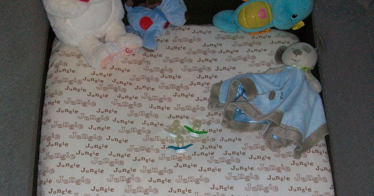 Grace and Love {a craft blog} Pack and Play Sheet