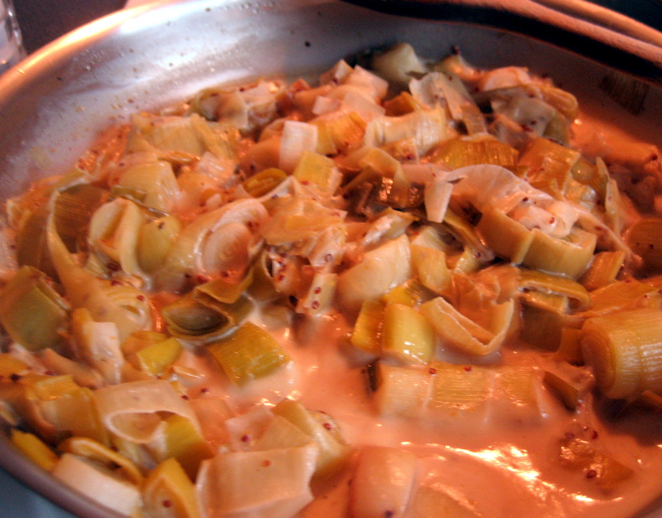 PEBBLE SOUP Savoury Crumble Leek and Caerphilly/ Cheshire Cheese Crumble