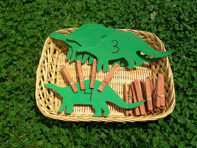 Stegosaurus Counting Activity for Tots