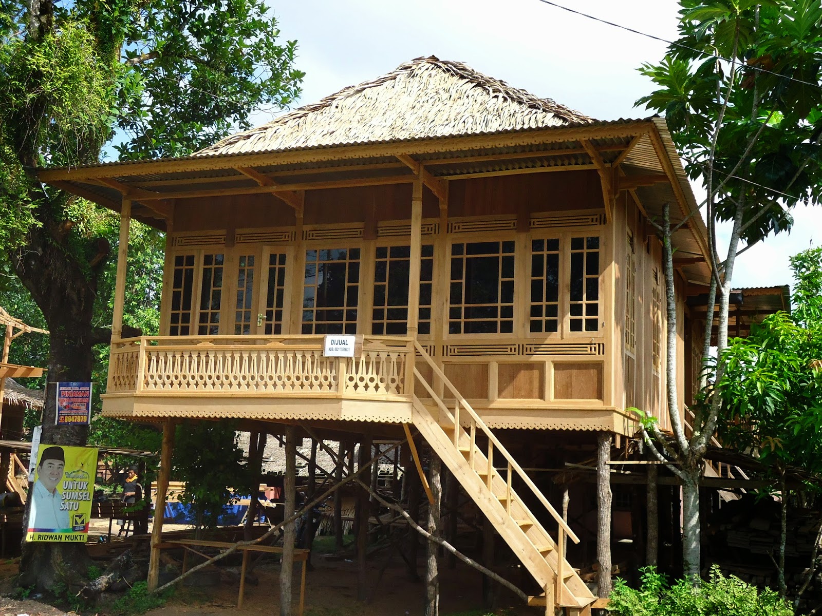 JUAL BELI RUMAH KAYU MINIMASIL (SIAPA YANG BERMINAT HUB ...