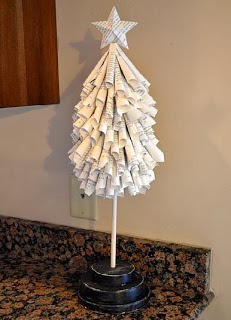 MANUALIDADES EN PAPEL: Arbolito de navidad de papel reciclado. (Papel